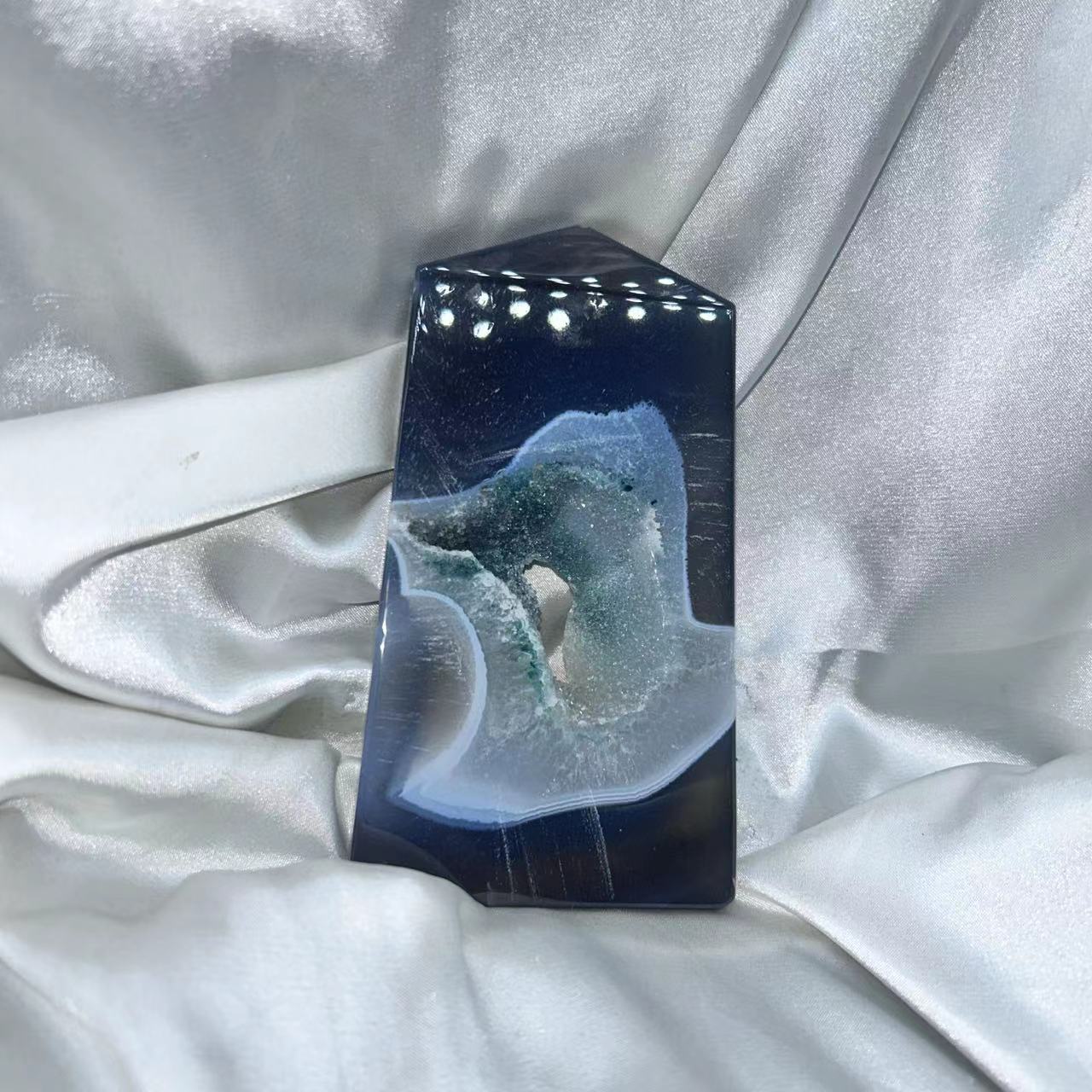 Geode agate