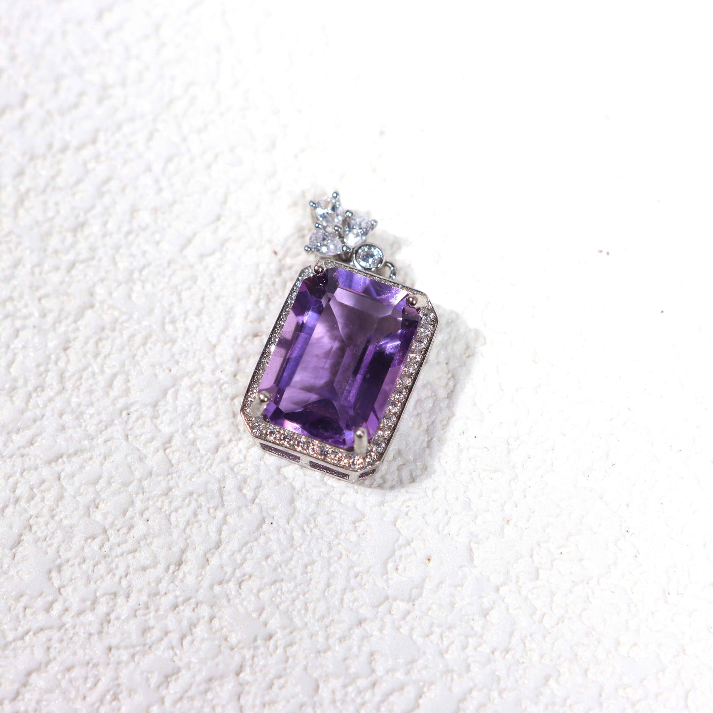 Pendant#2