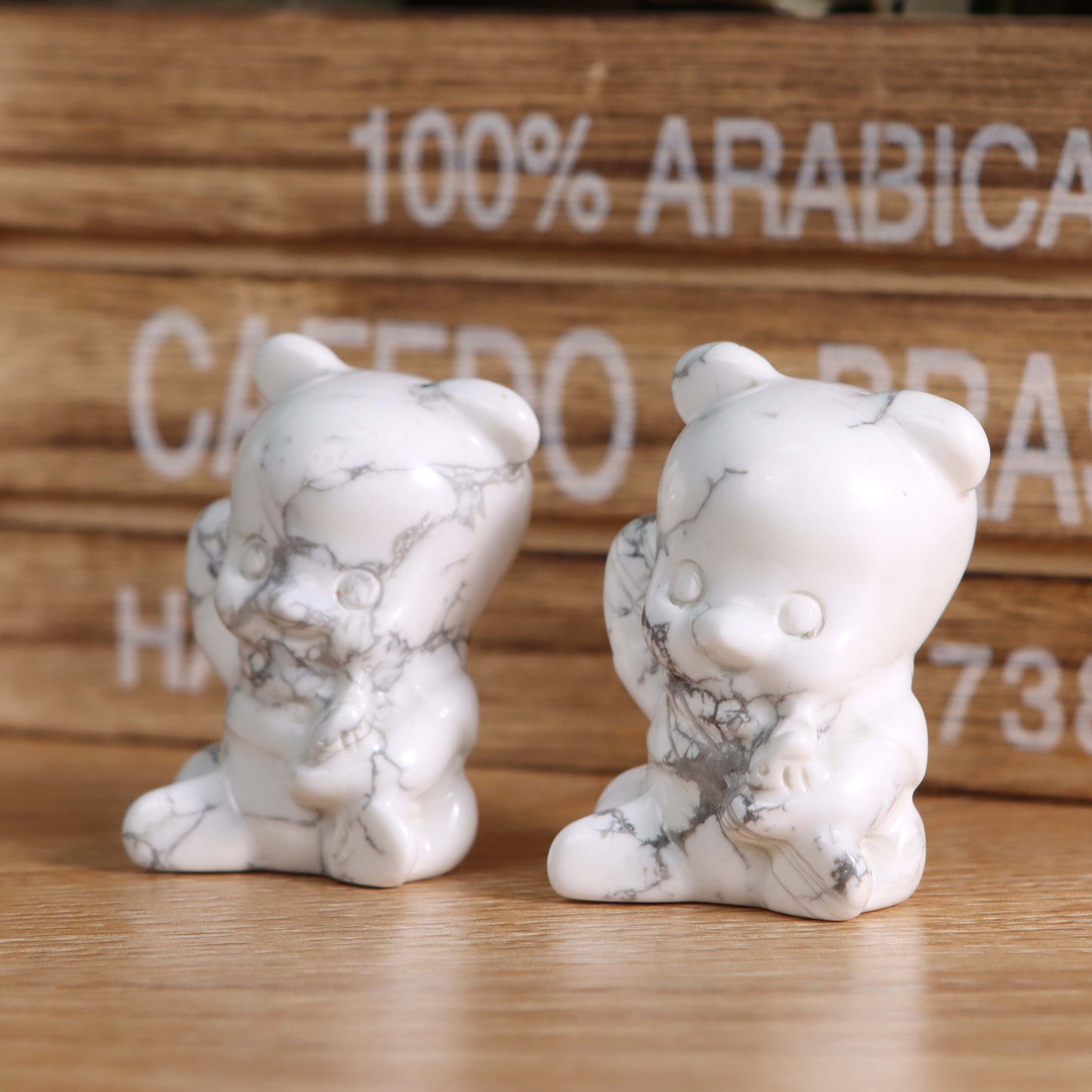 Howlite sculpture#1