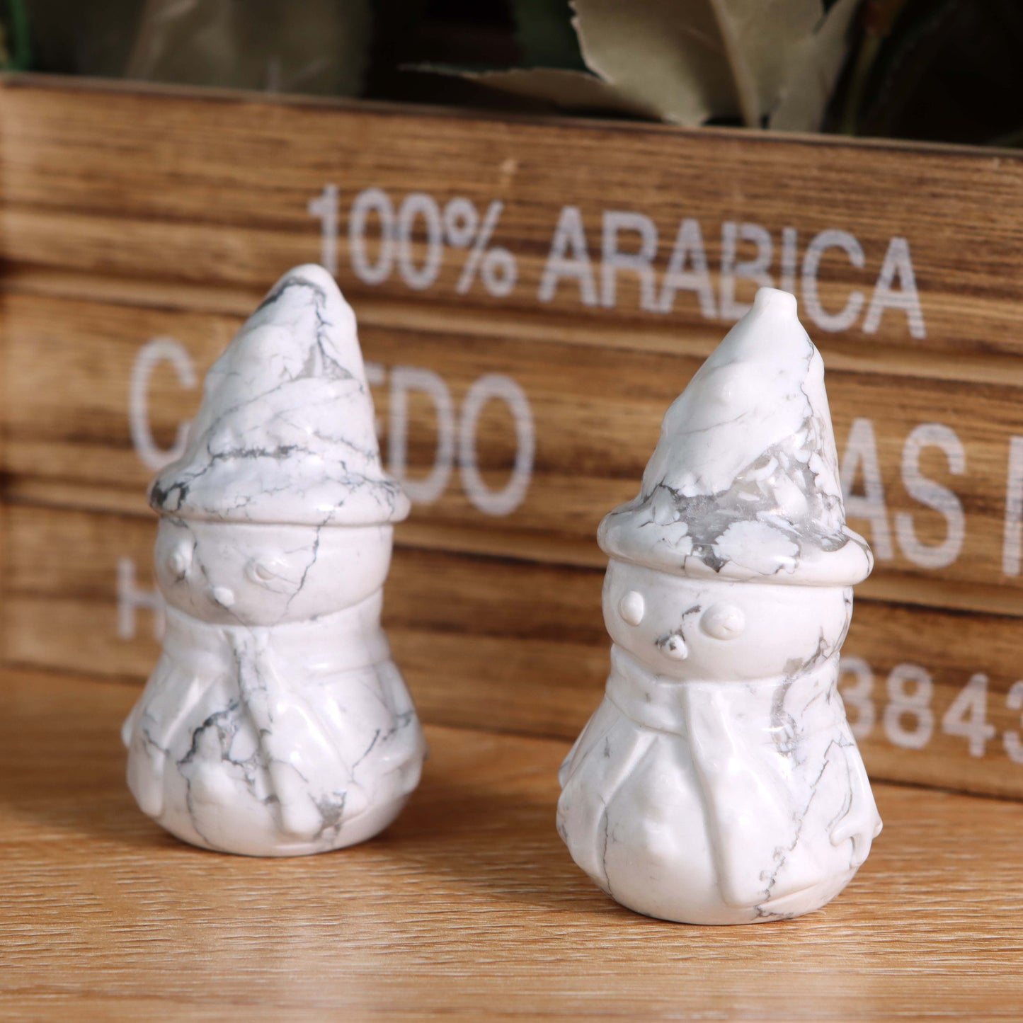 Howlite sculpture#4