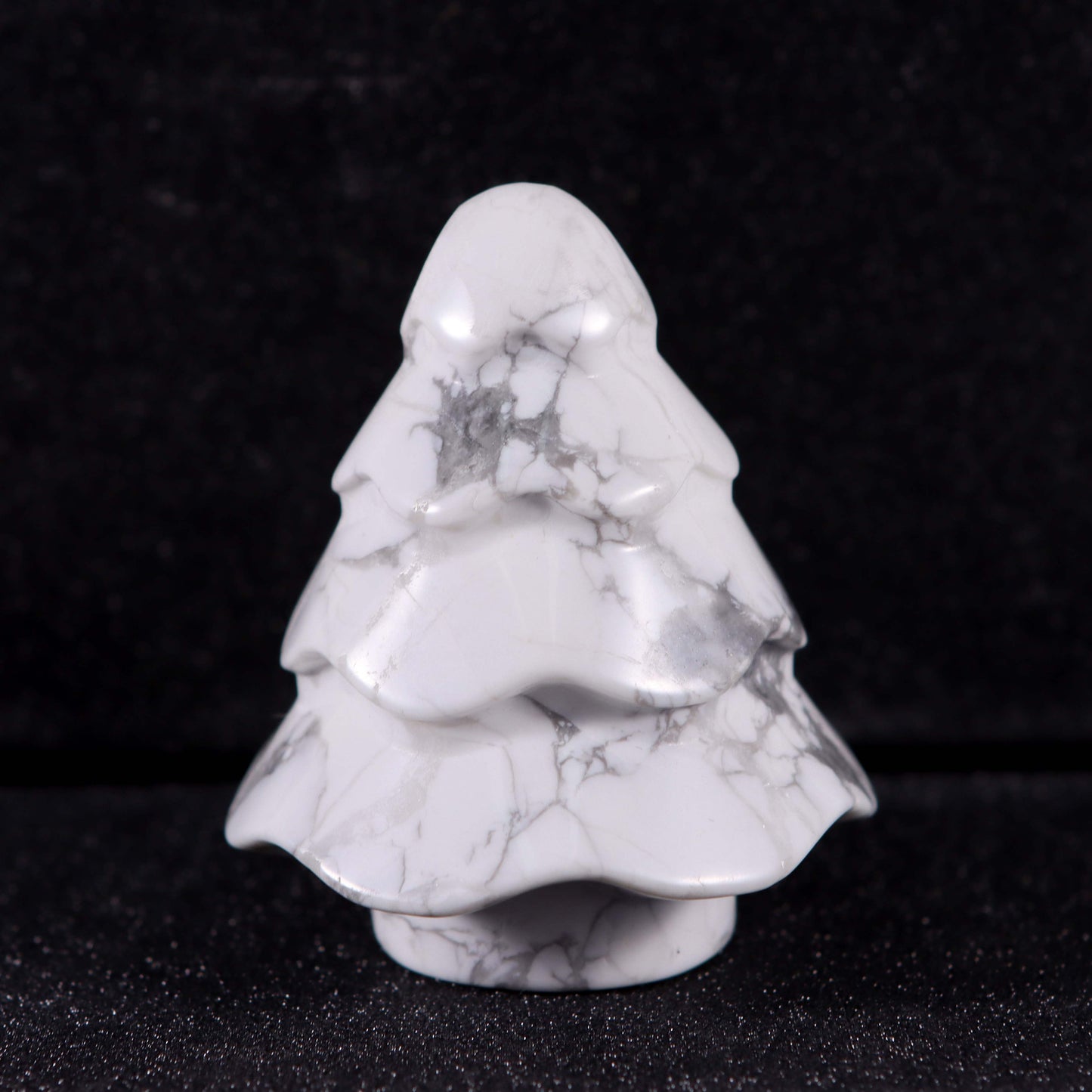 Howlite sculpture#3