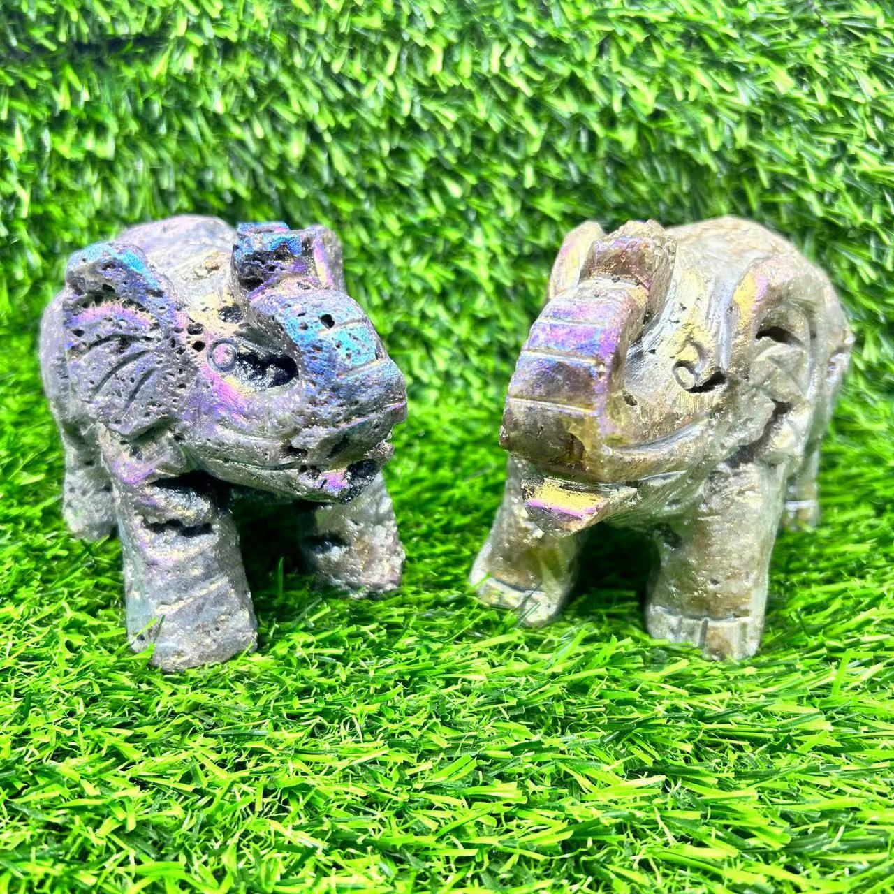 注目词汇 10/5000 传统翻訳モデル 通用场景 塗装閃亜鉛鉱の象の彫刻
