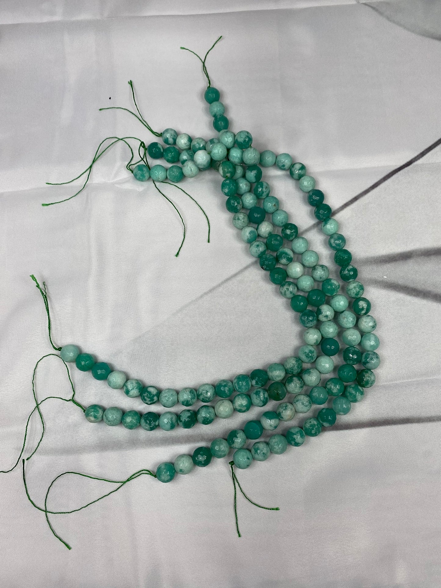 0.CD_Big Green Chalcedony Beads. 10mm