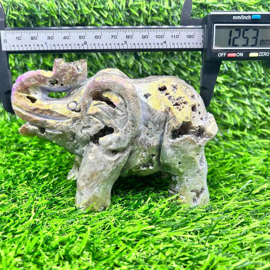 注目词汇 10/5000 传统翻訳モデル 通用场景 塗装閃亜鉛鉱の象の彫刻