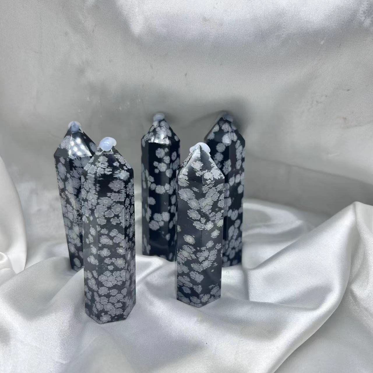 雪の結晶の石柱