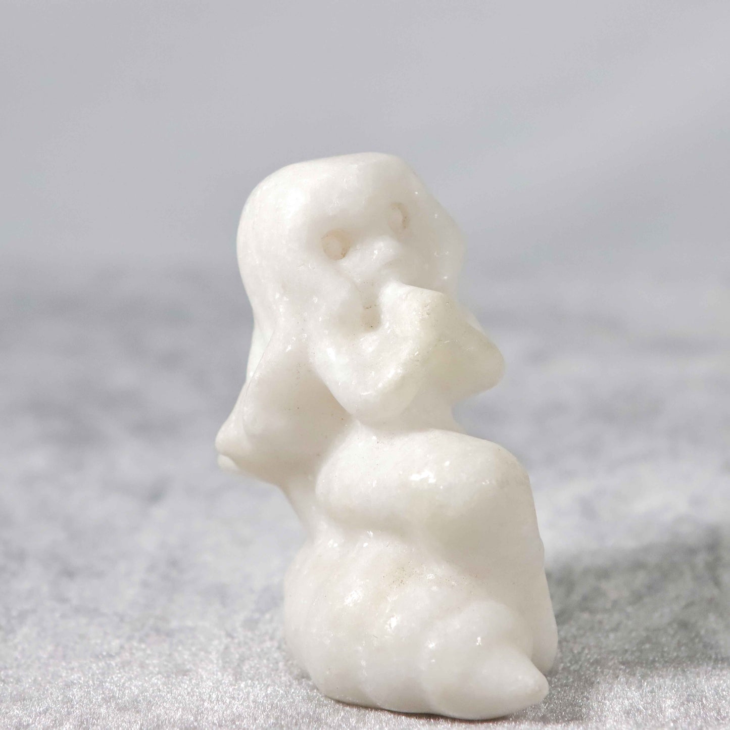 白翡翠彫刻