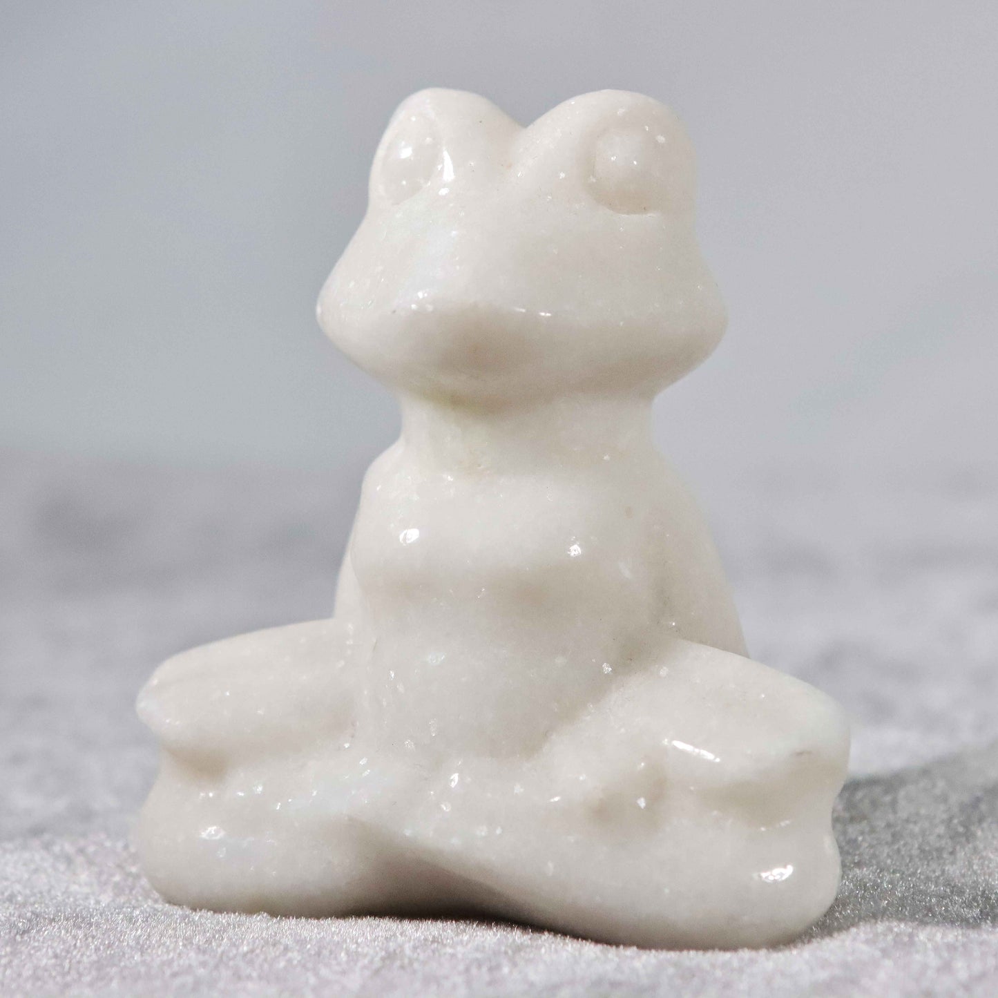 白翡翠彫刻